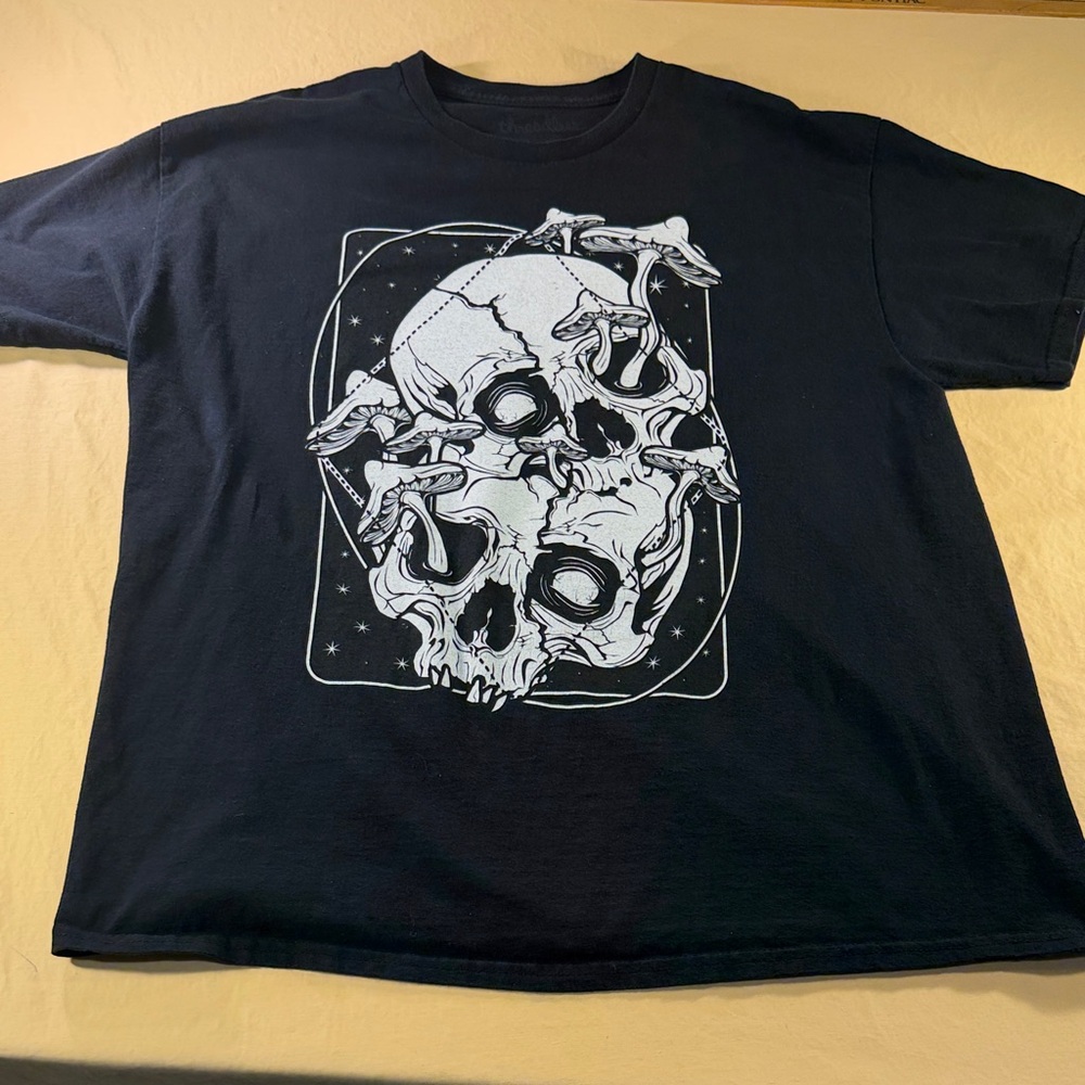 Threadless adult size T-shirt, extra large black